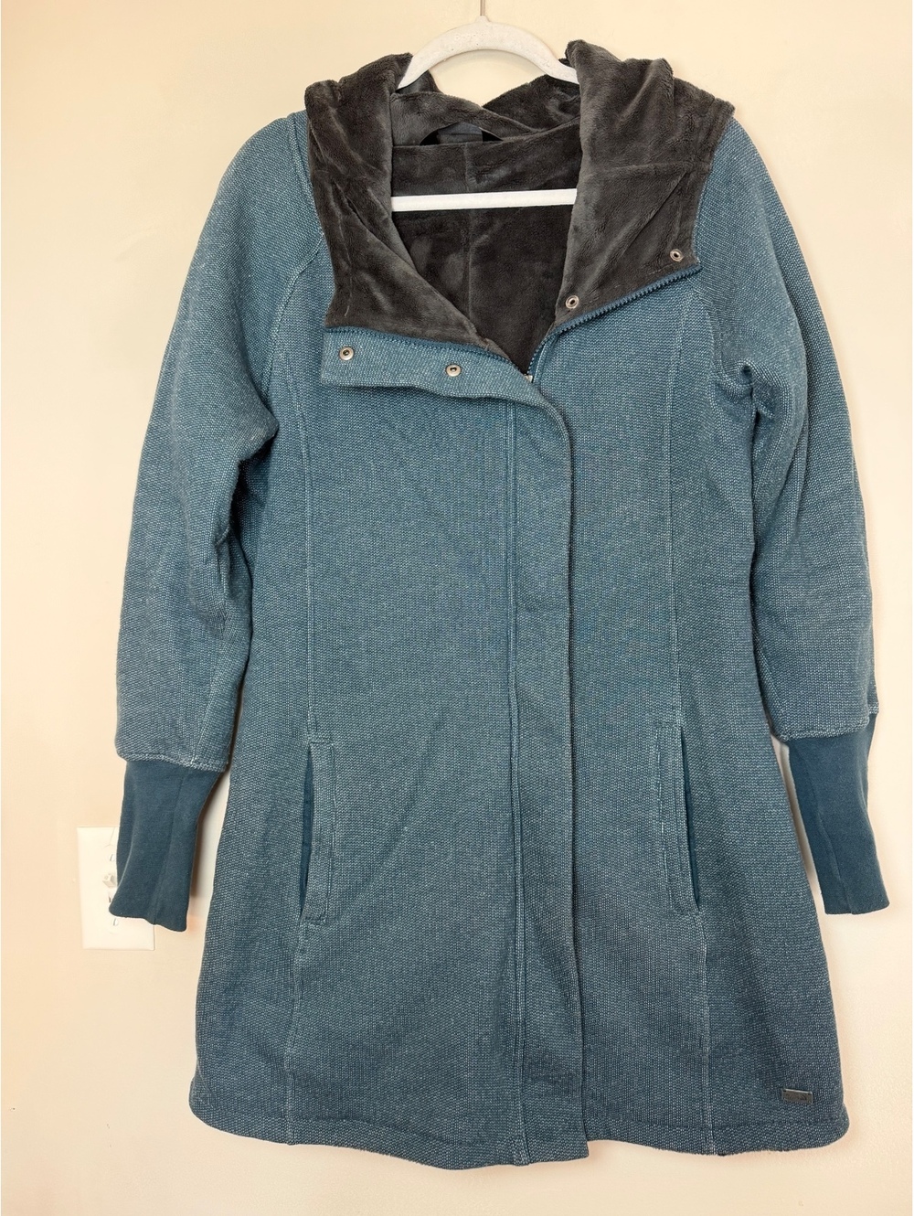 The North Face Dionne Sweater Coat Jacket Women's Size Large. Blue Teal Fleece